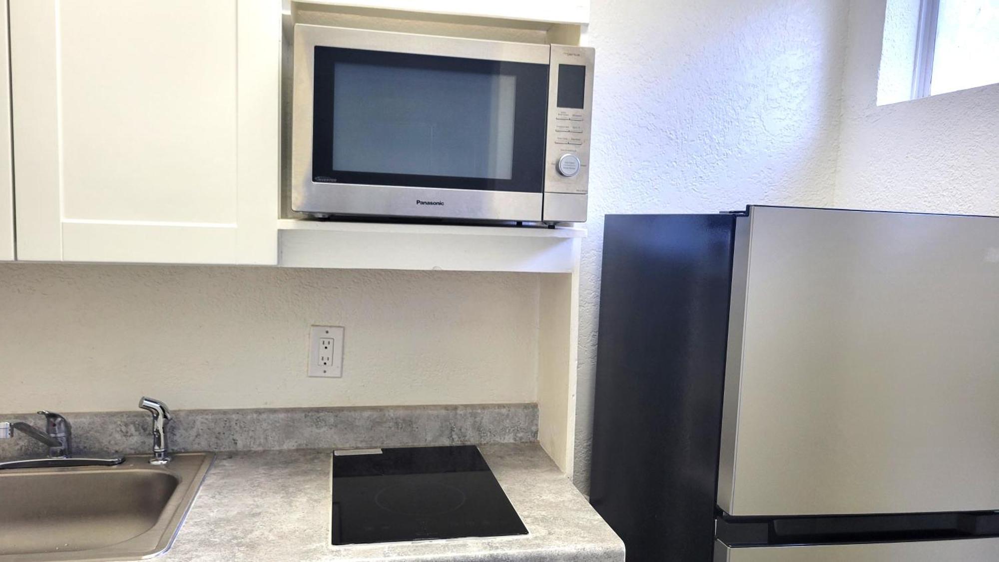Mc Pacific Inn & Suites Torrance Esterno foto